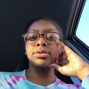 Meet your Posher, Jasmine